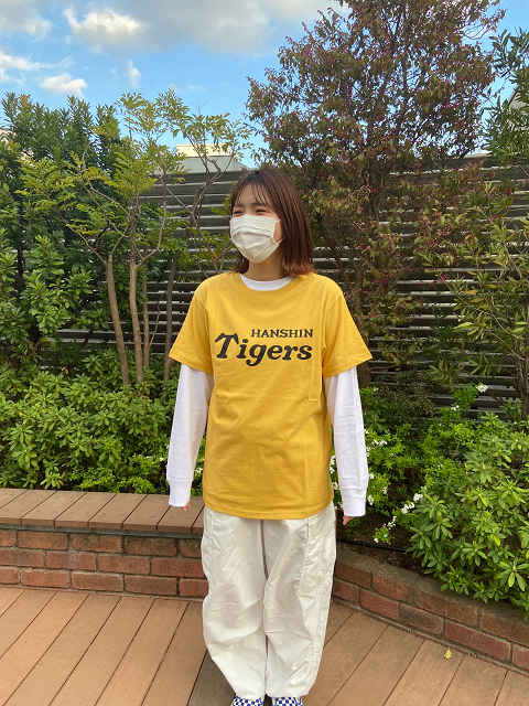 阪神タイガースコラボTシャツ2023」を使ったコーディネート 